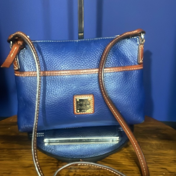 Dooney & Bourke Crossbody Bag - Picture 3 of 10